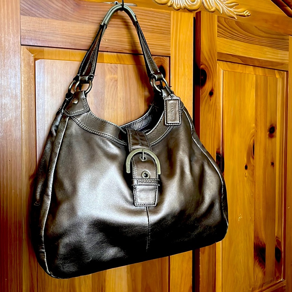 Coach Gold leather handbag